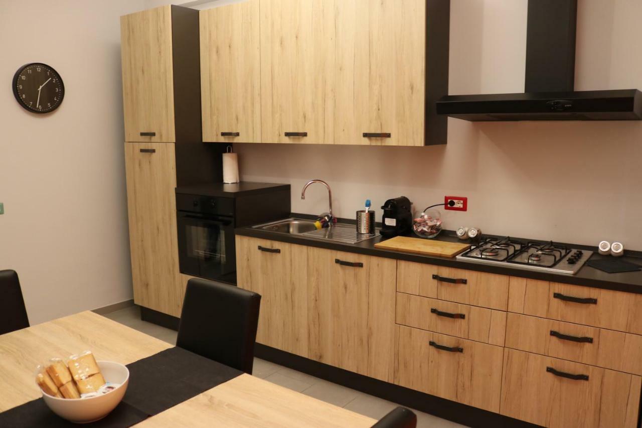 Vista Reale Apartment Казерта Экстерьер фото